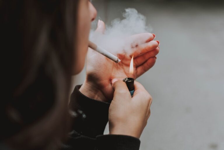 7 διατροφικά κόλπα για τη φάση της διακοπής καπνίσματος