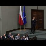 Πολωνία: «Κλείδωσε» το δημοψήφισμα για τις 15 Οκτωβρίου – Αντιδράσεις…