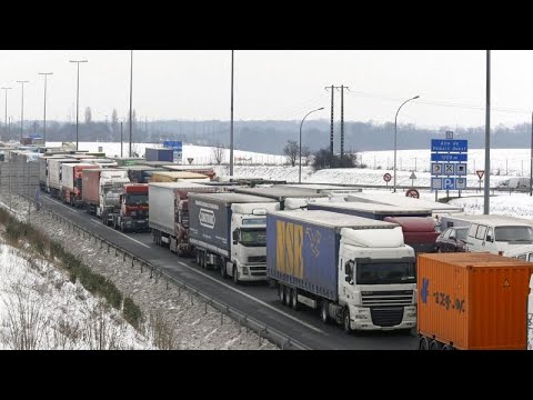 Πολωνία- Ουκρανία: Άνοιξε νέο συνοριακό πέρασμα-Συνεχίζονται οι κινητοποιήσεις και οι ουρές