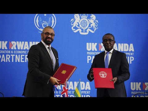 Μεγάλη Βρετανία: Νέα συνθήκη με τη Ρουάντα για την αποστολή μεταναστών