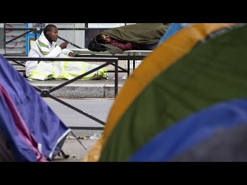 Γαλλία: Καταγγελίες ότι η κυβέρνηση εκδιώχνει τους άστεγους από το Παρίσι λόγω Ολυμπιακών Αγώνων