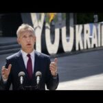 Στο Κίεβο ο Στόλτενμπεργκ: «Η Μόσχα πρέπει να καταλάβει πως δεν μπορεί να κερδίσει»