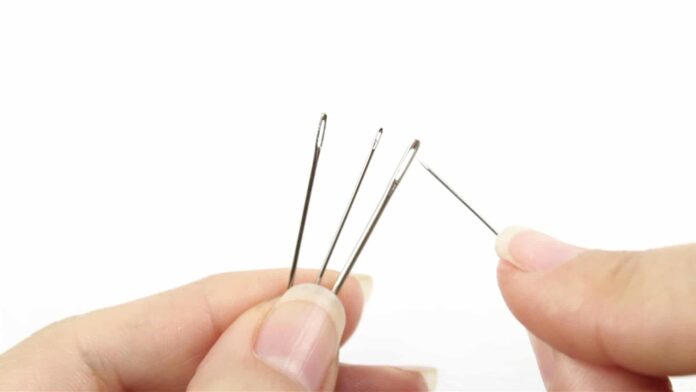 Thread-a-Needle-and-Tie-a-Knot-Step-1-Version-8