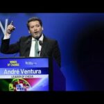 Πορτογαλία: Ξανά στο νοσοκομείο ο ηγέτης του ακροδεξιού Τσέγκα – Κατέρρευσε σε πολιτική εκδήλωση