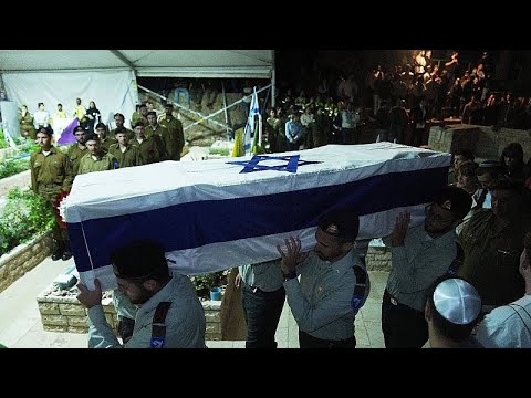 Τα λείψανα δύο ακόμη ομήρων παρέλαβε το Ισραήλ - Οργή μετά την παραλαβή λανθασμένης σορού από...