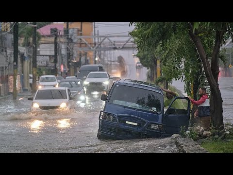 Τζαμάικα: Ορισμένες κοινότητες ενδέχεται «να μην επιβιώσουν» από τον τυφώνα Μελίσα