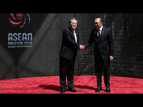 Η Κίνα υπογράφει διευρυμένο σύμφωνο ελεύθερου εμπορίου της ASEAN