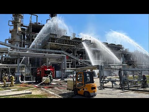 Η Ουκρανία πλήττει τα ρωσικά διυλιστήρια, ο Τραμπ σφίγγει τον κλοιό με κυρώσεις