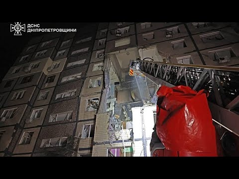 Η Ρωσία εξαπέλυσε μαζικά πλήγματα στην Ουκρανία: Πολυώροφο κτίριο καταστράφηκε στο Ντνίπρο