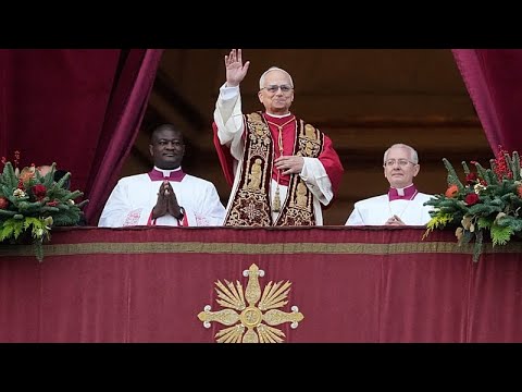 Χριστούγεννα με μηνύματα ειρήνης σε έναν κόσμο σε κρίση