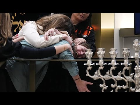 Μακελειό στην παραλία Μποντάι: Κατηγορίες για τρομοκρατία και άλλα 58 αδικήματα σε βάρος του...