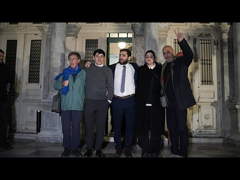 Ελλάδα: Αθώοι 24 εργαζόμενοι σε ανθρωπιστικές οργανώσεις για τις διασώσεις στη Λέσβο