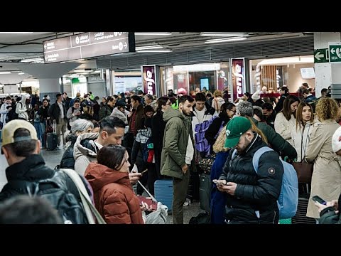 Σύγκρουση τρένων στην Ισπανία: τουλάχιστον 21 νεκροί, δεκάδες τραυματίες