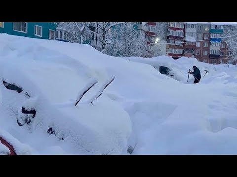Σπίτια ξεθάβονται από τα βαθιά χιόνια στην Καμτσάτκα της Ρωσίας