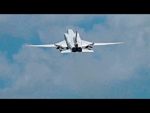 Περιπολία ρωσικών στρατηγικών βομβαρδιστικών Tupolev πάνω από τη Βαλτική (Βίντεο)
