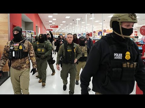 Μινεάπολη: Ο Τραμπ «παίζει το χαρτί» της αποκλιμάκωσης - Αποσύρονται πράκτορες της ICE