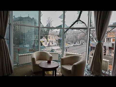 Τη νύχτα ρωσικά μη επανδρωμένα έπληξαν κατοικίες, ζημιές σε μονή στην Οδησσό