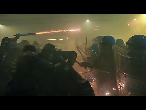 Δακρυγόνα από ιταλική αστυνομία σε συγκρούσεις κοντά σε χώρο Χειμερινών Ολυμπιακών