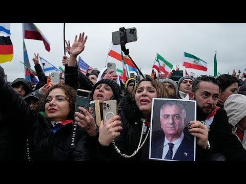 Πάνω από 200.000 στο Μόναχο υπέρ του Ρεζά Παχλαβί και αλλαγής καθεστώτος στο Ιράν