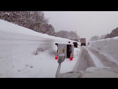 Θανατηφόρες χιονοπτώσεις στην Ιαπωνία: 30 νεκροί, θαμμένες απομονωμένες περιοχές