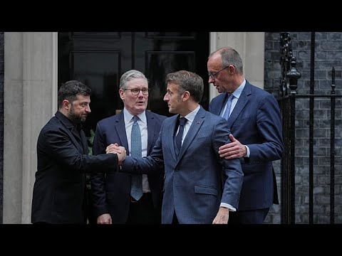 Η Ρωσία ισχυρίζεται αβάσιμα ότι Βρετανία και Γαλλία σχεδιάζουν να δώσουν πυρηνικά στην Ουκρανία