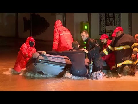 Φουσκωμένα ποτάμια και φονικές πλημμύρες πλήττουν την Πορτογαλία από την καταιγίδα Λεονάρντο