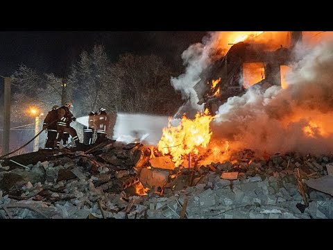 Ουκρανία: Ρωσικός πύραυλος έπληξε πολυκατοικία στο Χάρκοβο - Επτά νεκροί, ανάμεσά τους δύο παιδιά