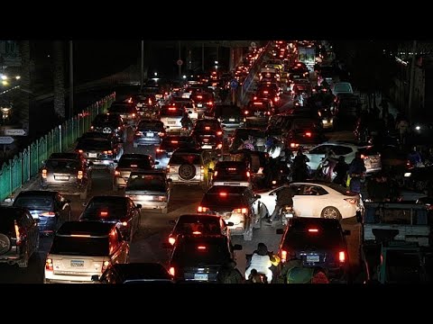 Κάτοικοι εγκαταλείπουν προάστια της Βηρυτού μετά τα ισραηλινά πλήγματα στη Χεζμπολάχ