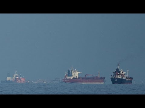 Οι ΗΠΑ αίρουν προσωρινά τις κυρώσεις για το ρωσικό πετρέλαιο με στόχο να συγκρατηθούν οι τιμές