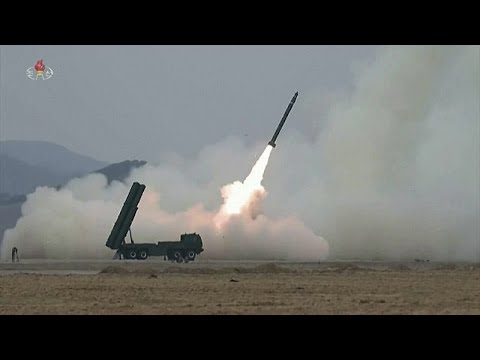 Βόρεια Κορέα: Άσκηση με υβριδικούς πυραύλους που μπορούν να φέρουν πυρηνικές κεφαλές