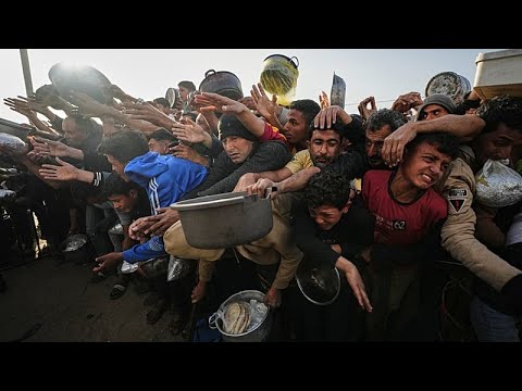 Πείνα και φόβος στη Χαν Γιουνίς: οι οικογένειες στη Γάζα ζουν από την βοήθεια