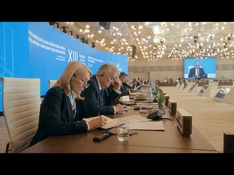 Οι παγκόσμιοι ηγέτες συζητούν για τη συνεργασία και τη διακυβέρνηση σε διεθνές φόρουμ