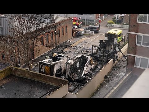 Η βρετανική αστυνομία ερευνά την εμπρηστική επίθεση σε εβραϊκό φιλανθρωπικό ασθενοφόρο