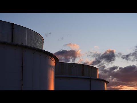 Πετρέλαιο και αγορές αναζητούν κατεύθυνση μετά τα αντικρουόμενα σήματα ΗΠΑ-Ιράν