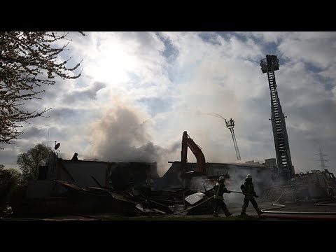 Γερμανία: Νυχτερινό κέντρο κοντά στο Στρασβούργο καταστράφηκε από πυρκαγιά - 750 άτομα εκκενώθηκαν