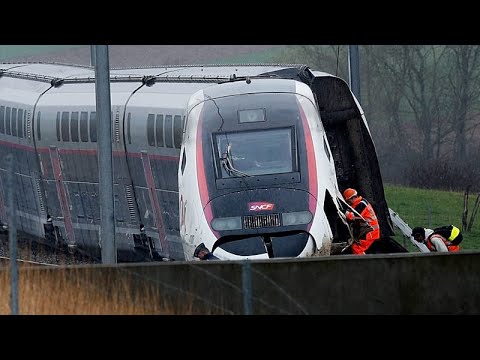 Γαλλία: Σύγκρουση τρένου TGV με φορτηγό - Ένας νεκρός και δεκάδες τραυματίες
