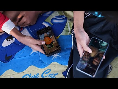 Ελλάδα: Τι λένε οι πολίτες για το «φρένο» στα social media στους ανήλικους κάτω των 15 ετών