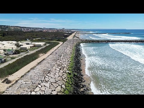 Οι καταιγίδες αφήνουν τα σημάδια τους στις πορτογαλικές ακτές - Οι παραλίες υποχωρούν ως και 14...