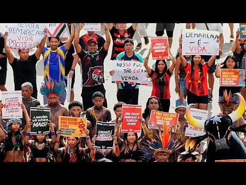 Βραζιλία: Στην τρίτη ημέρα οι πορείες ιθαγενών στη Μπραζίλια για τα εδαφικά δικαιώματα
