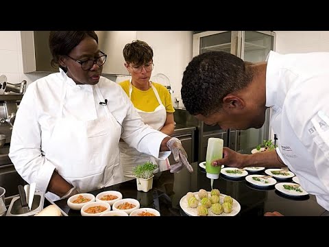 Η νεοφυής επιχείρηση που μετατρέπει ερασιτέχνες μαγείρισσες σε επιχειρηματίες υψηλών προδιαγραφών