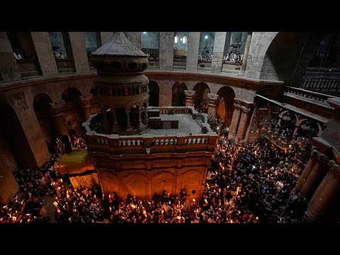 «Δεύτε λάβετε φως»: Συγκίνηση και κατάνυξη στα Ιεροσόλυμα κατά την τελετή Αφής του Αγίου Φωτός