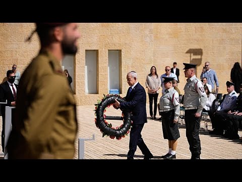 Σειρήνες νεκρώνουν το Ισραήλ στην Ημέρα Μνήμης Ολοκαυτώματος καθώς κλιμακώνεται ο αντισημιτισμός