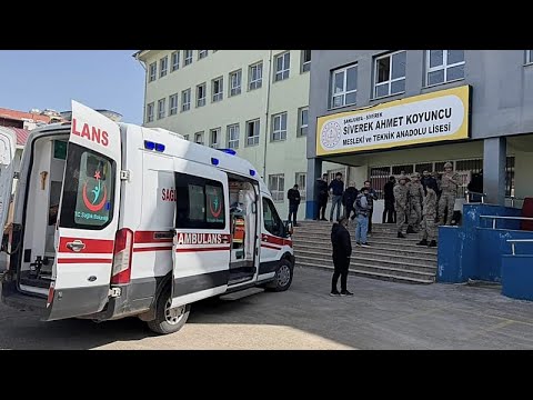 Δεκαέξι τραυματίες σε σπάνιο περιστατικό ένοπλης επίθεσης σε σχολείο στη Σιβερέκ στην Τουρκία