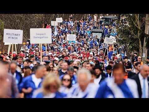 Πολωνία: Χιλιάδες έλαβαν μέρος στην ετήσια «Πορεία των Ζωντανών» στη μνήμη των θυμάτων του...