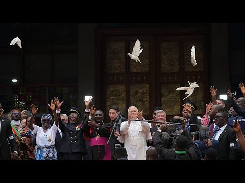 Μαζική προσέλευση στο Καμερούν για την επίσκεψη του Πάπα Λέοντα ΙΔ΄ καθώς καλεί σε ειρήνη