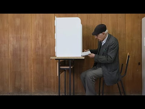 Στις κάλπες η Βουλγαρία για όγδοη φορά μέσα σε πέντε χρόνια - Χαμηλή εμπιστοσύνη, υψηλή συμμετοχή