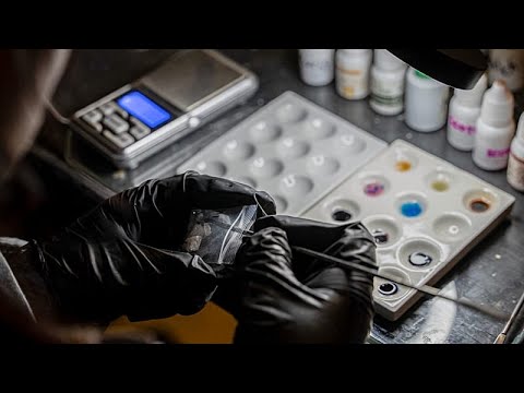 Συνθετικά ναρκωτικά και κατάχρηση φαρμάκων πιέζουν τα συστήματα υγείας παγκοσμίως