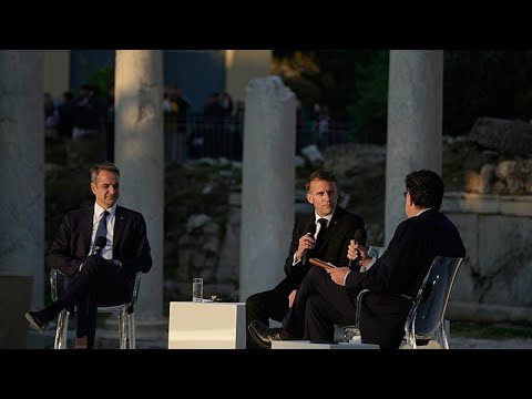 Εμανουέλ Μακρόν: «Θα είμαστε εδώ» αν η κυριαρχία της Ελλάδας απειληθεί