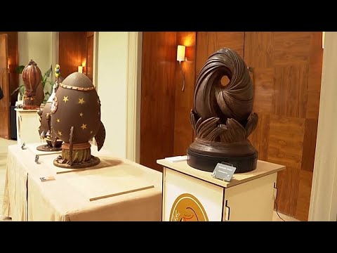 Το Βέλγιο μετατρέπει τη σοκολάτα του Πάσχα σε γιγάντινο βρώσιμο γλυπτό