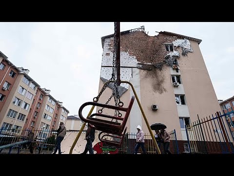 Δεκαπέντε νεκροί σε μαζική ρωσική επίθεση, ενώ το Κίεβο σηματοδοτεί ετοιμότητα για πασχαλινή...